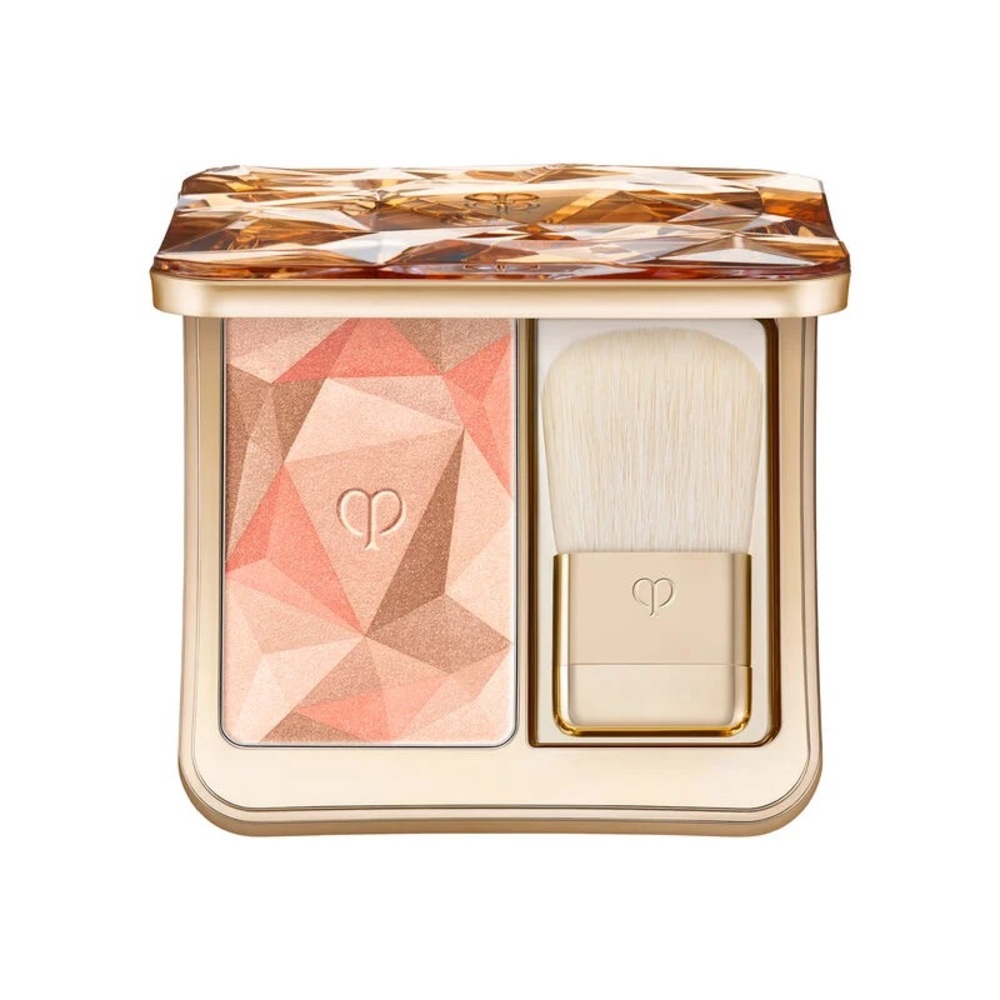 Clé de Peau Beauté
The Luminizing Face Enhancer